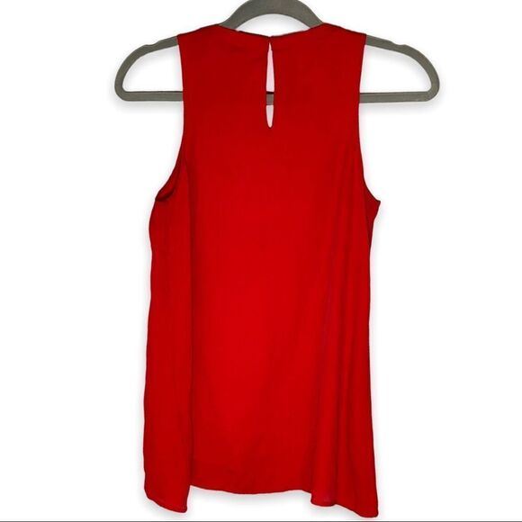Guess (XS) Red Racer Back Sleeveless Blouse - Picture 2 of 4